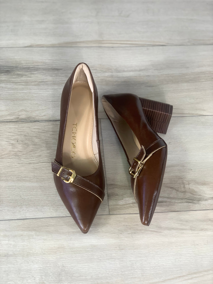 Tchocco Café Buckle Block Heels