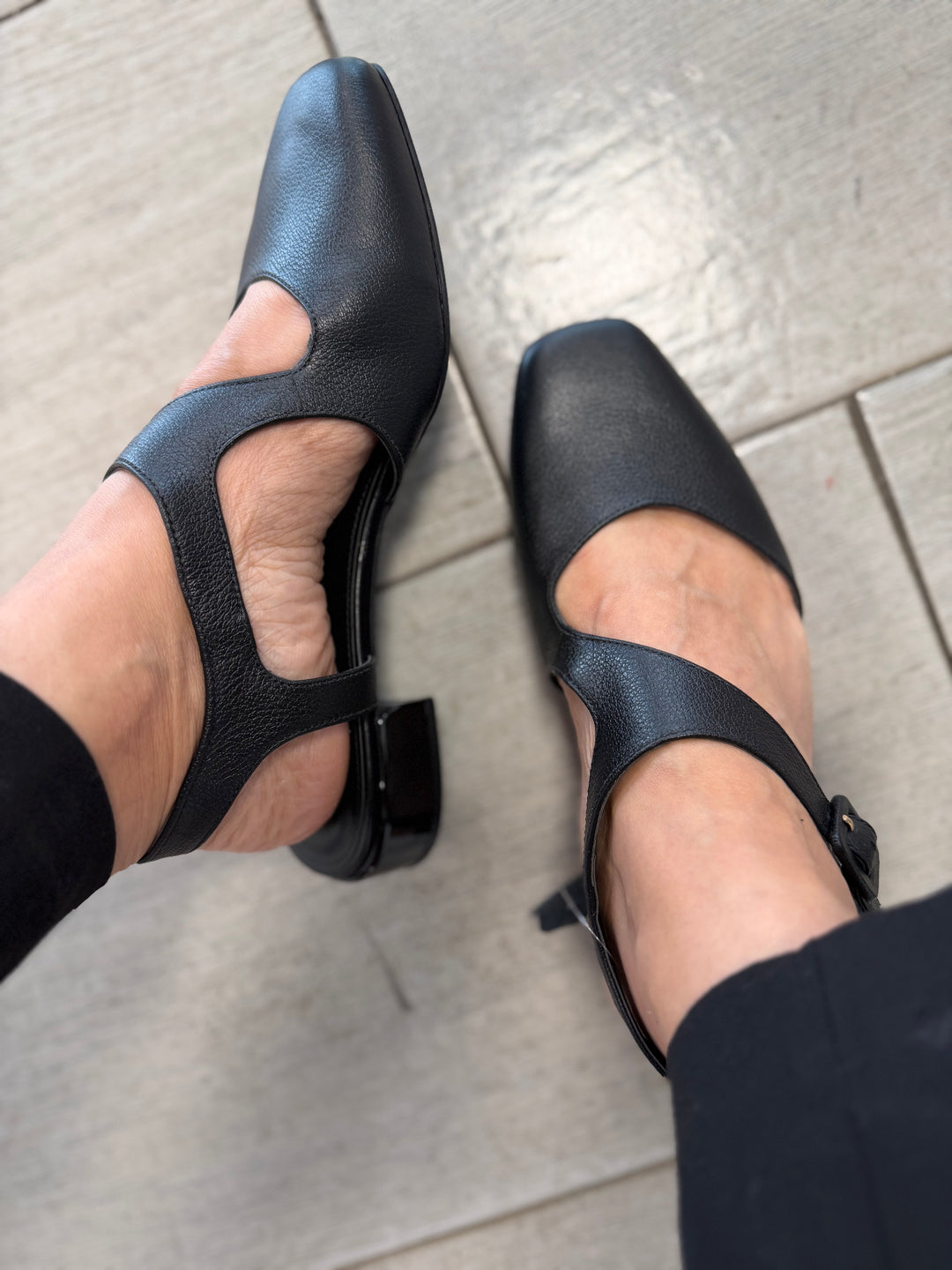 Tchocco Preto Round Toe Mary Janes