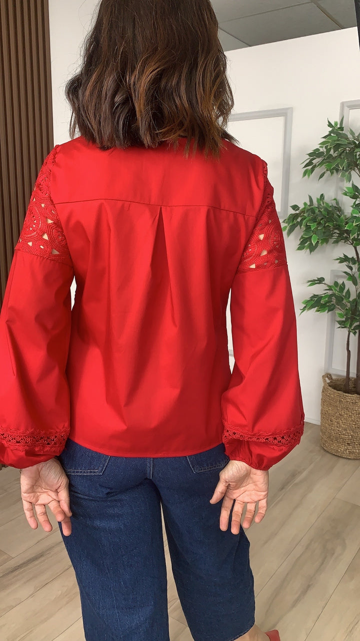 Esfuerzo Red Blouse