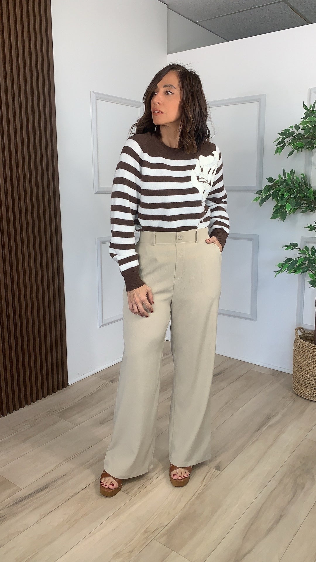 Renacer Tan Khaki Pants