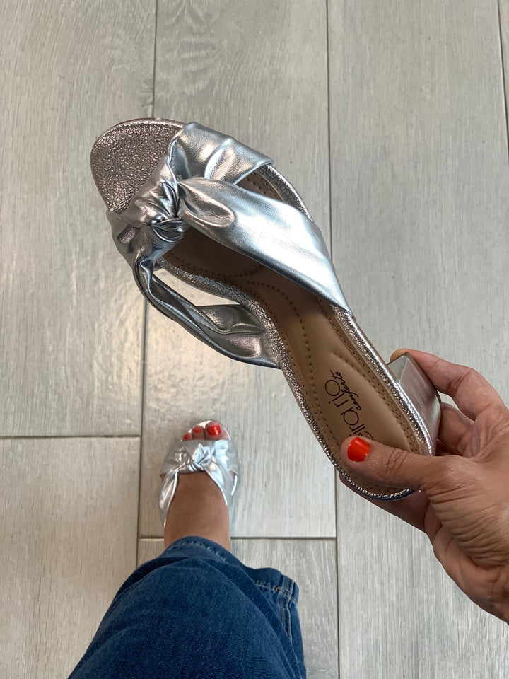 Beira Río Silver Sandal