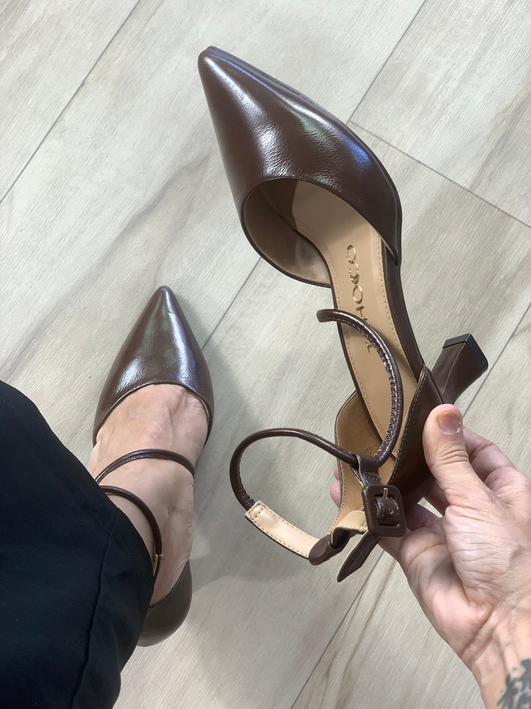 Tchocco Café Caseina Classic Heels