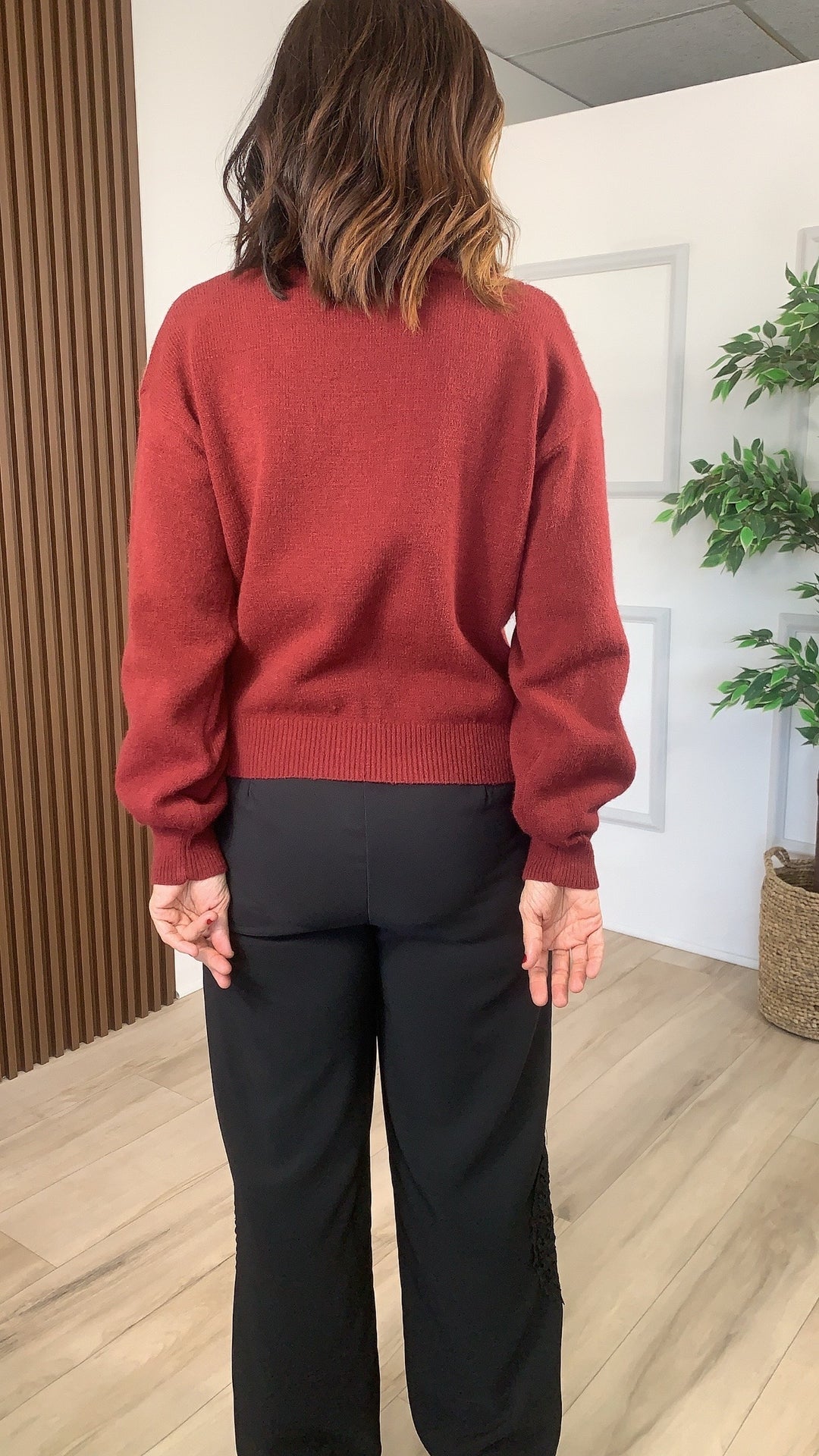 Semilla Burgundy Sweater