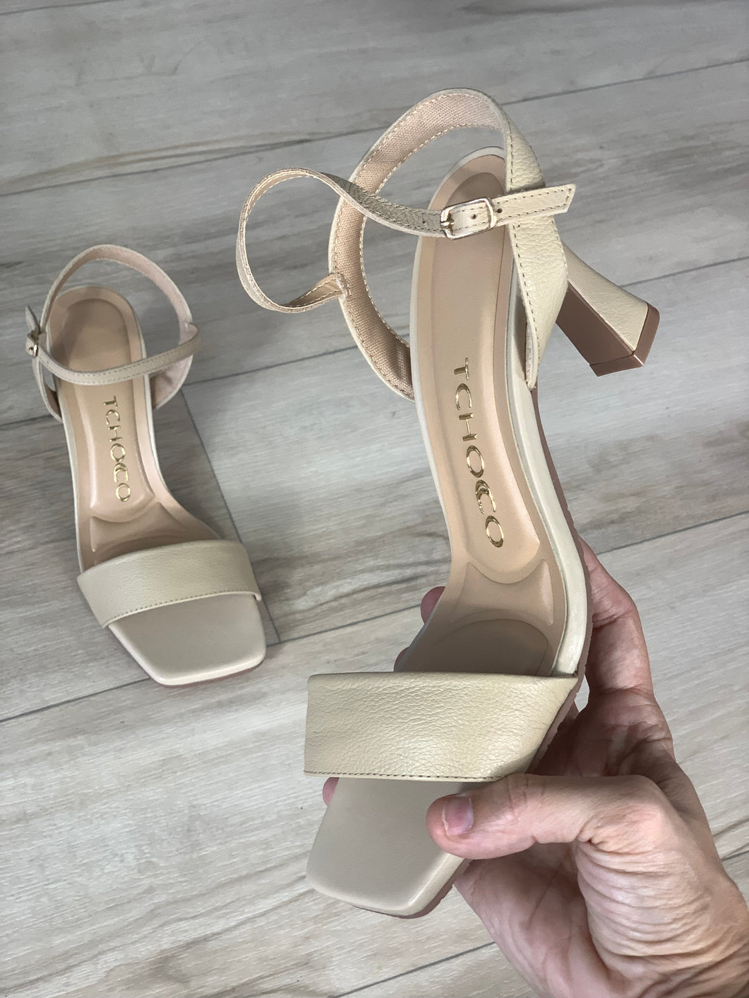 Tchocco Nude Classic Heels Sandals