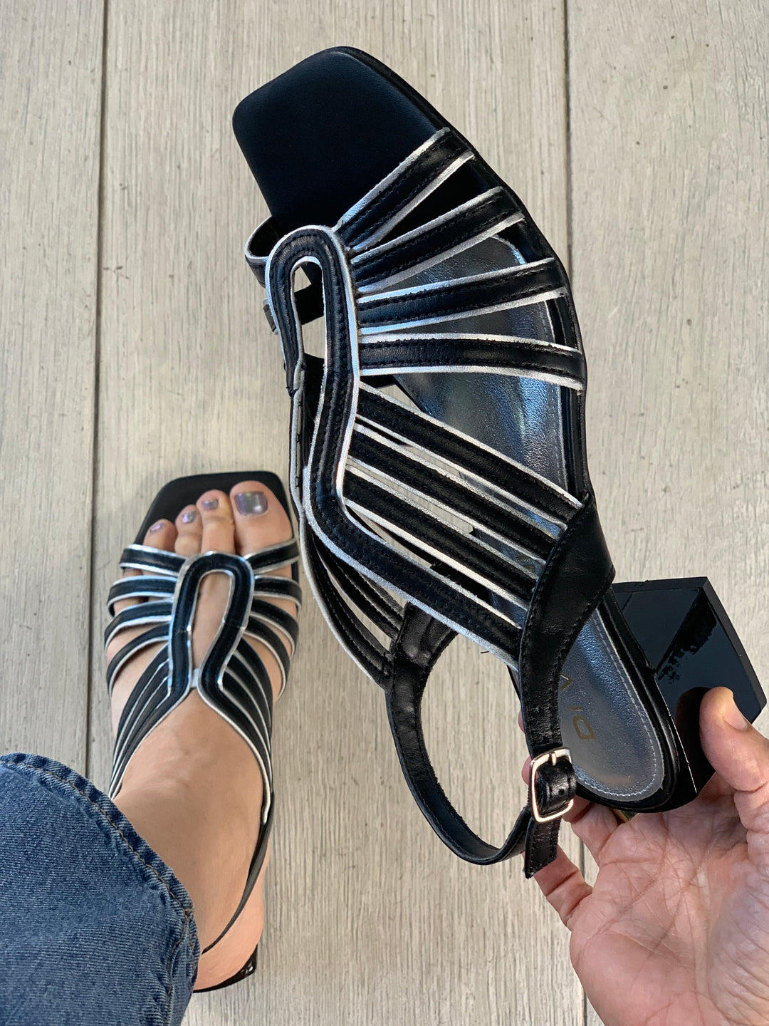 Di Vitrini Veneto Preto Prata Heel Sandals