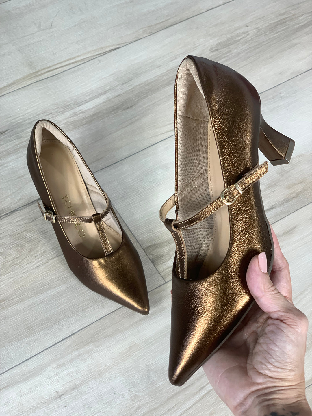 Tchocco Bronze Mary Janes Classic Heels