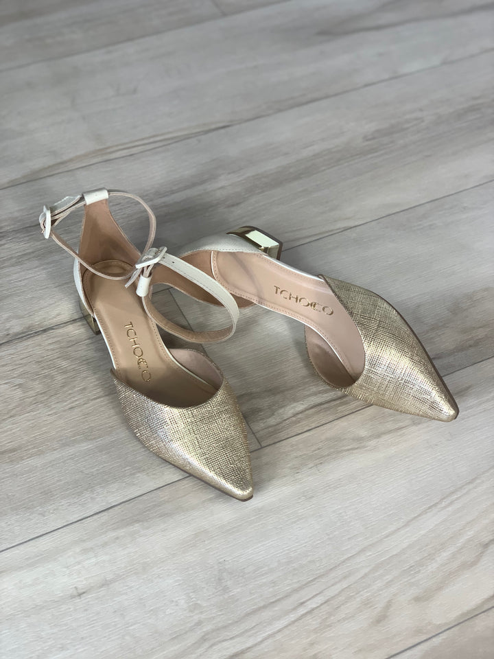 Tchocco Gold/Creme Textured Mary Janes