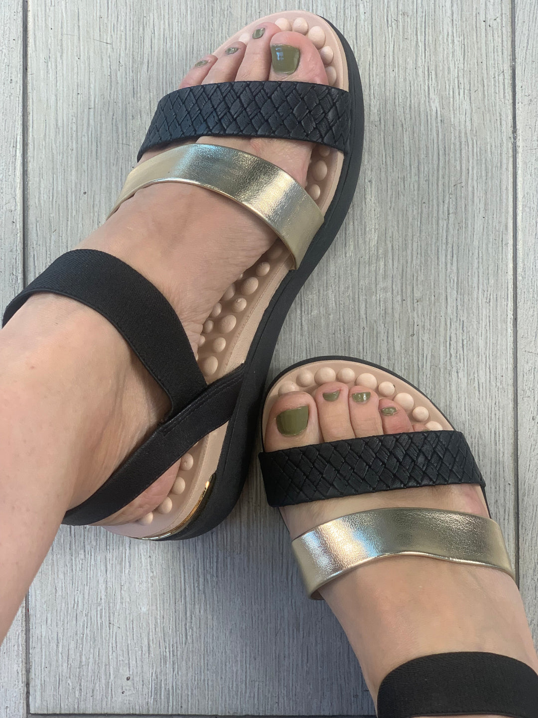 Modare Gold/Black Sandals