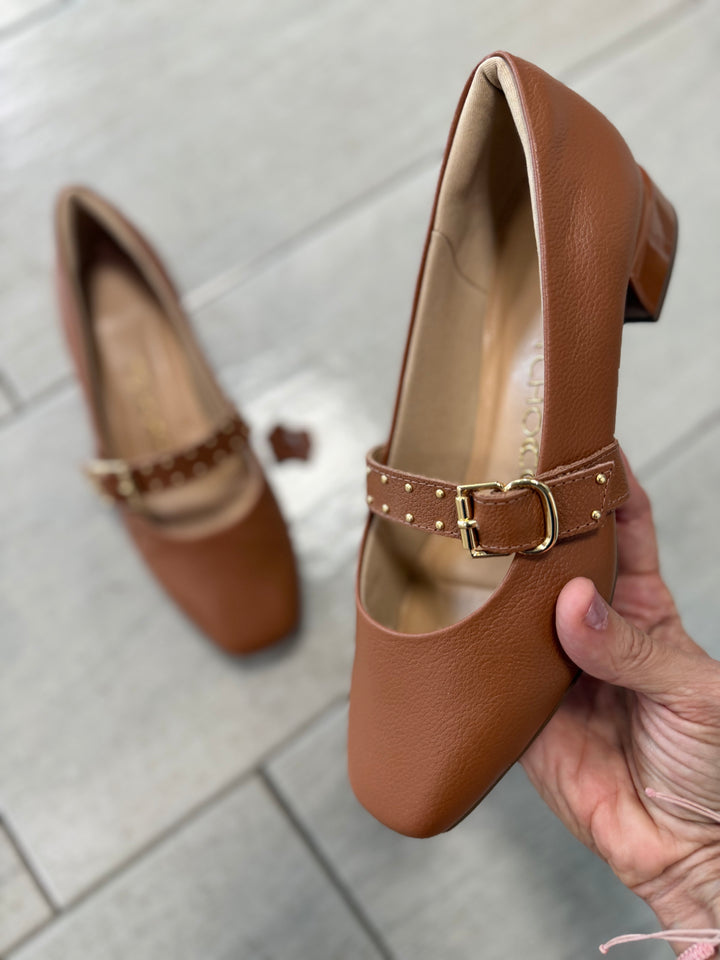 Tchocco Whisky Buckle Flats