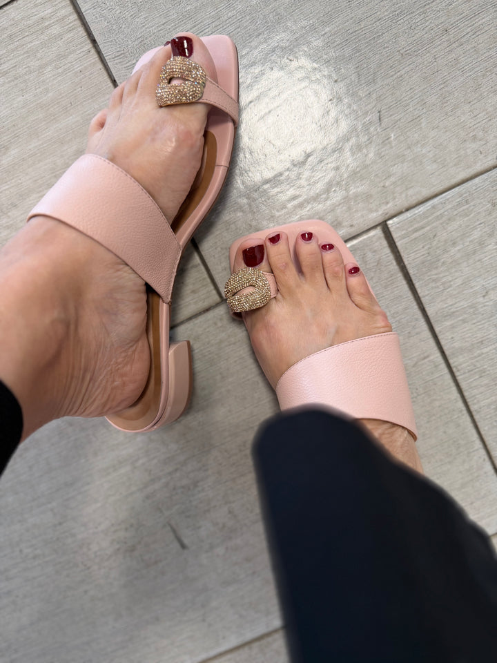 Tchocco Rose RD Sandals