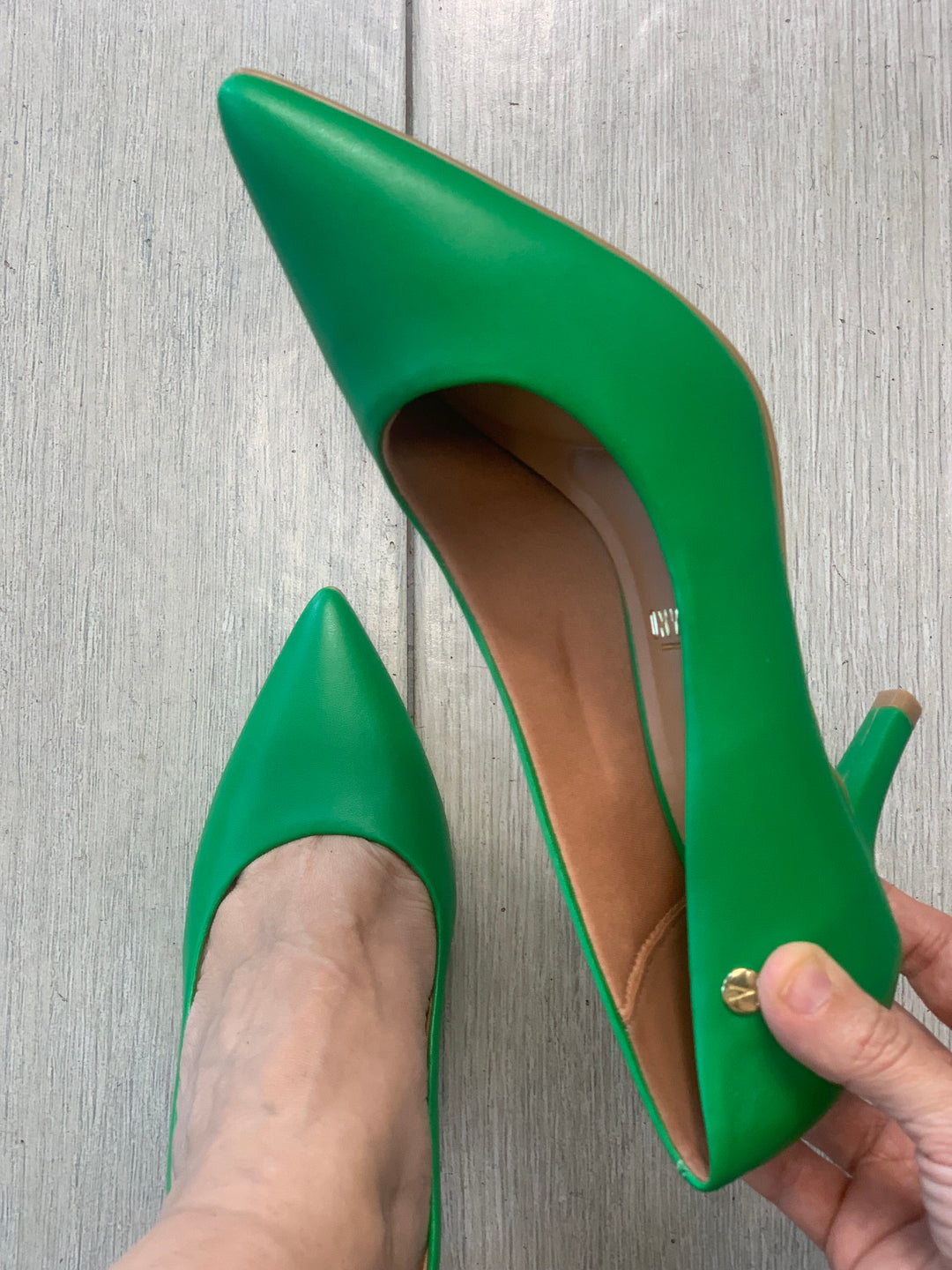 Vizzano Green 2.5” Classic Heels