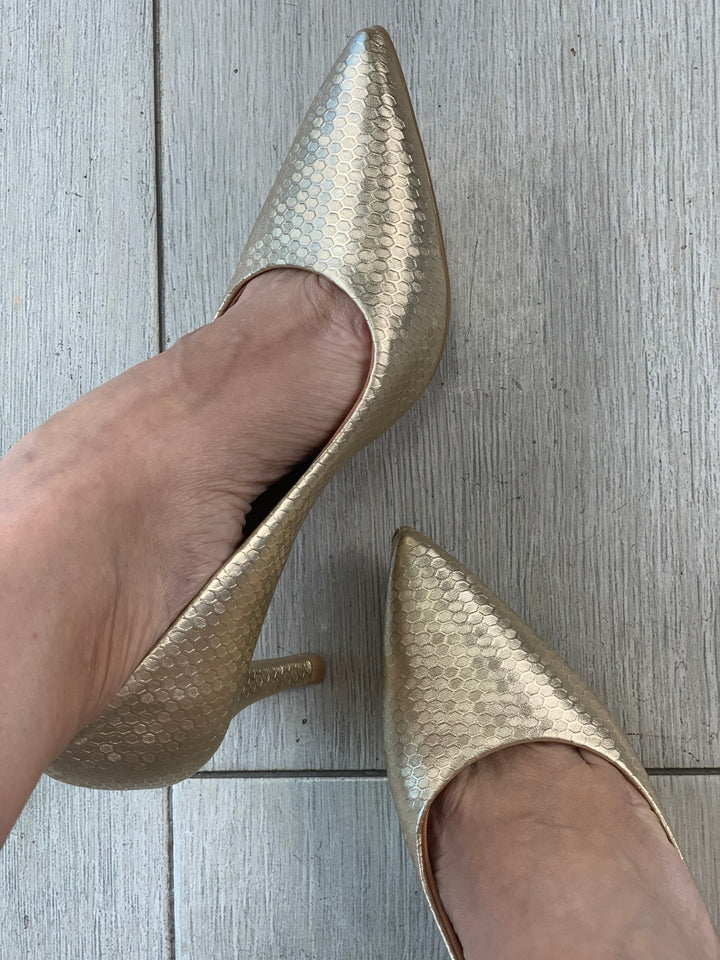 Vizzano Gold Textured Heels