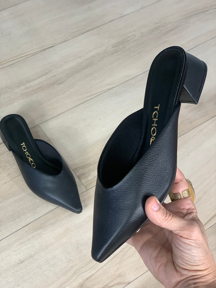 Tchocco Black Mules