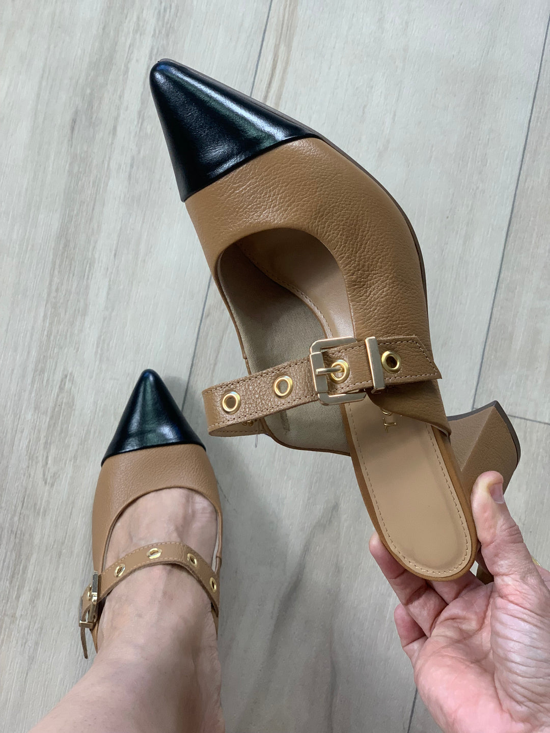 Tchocco Black Camel Heel Mules