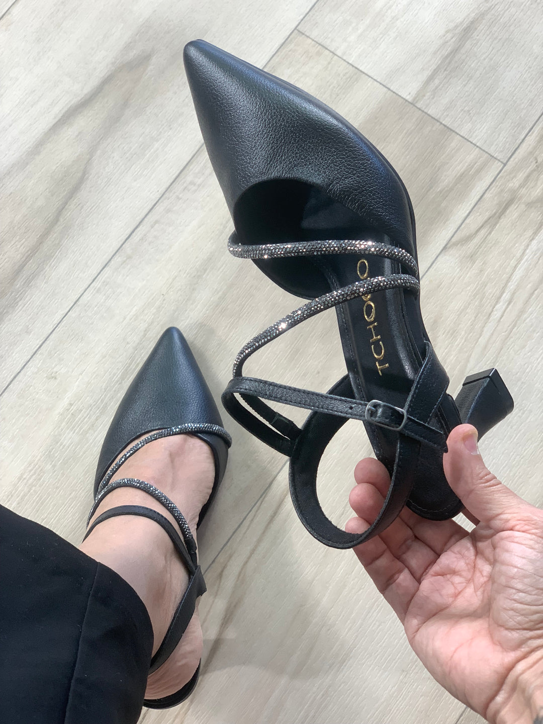 Tchocco Preto Rhinestones Classic Heels