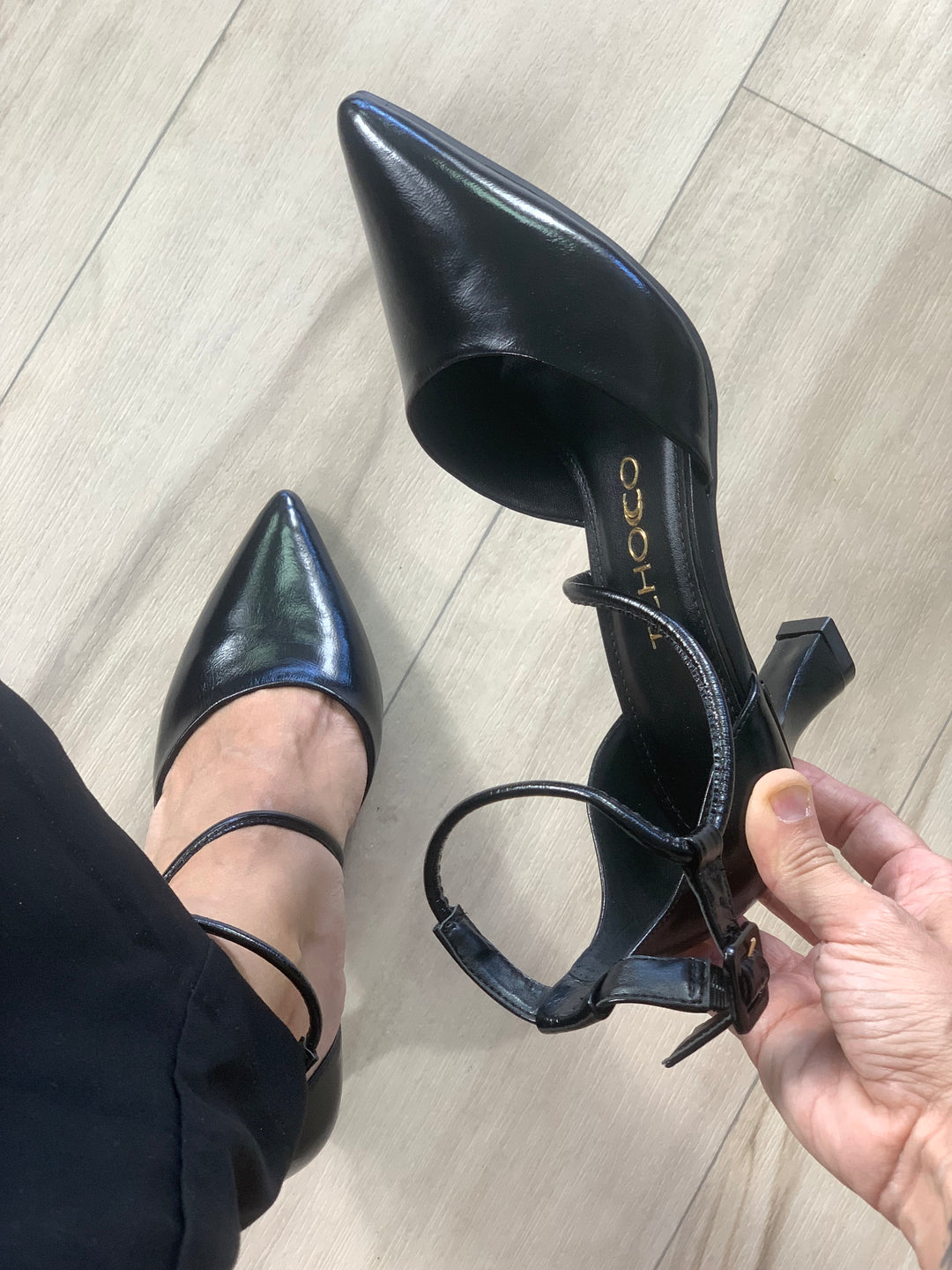Tchocco Preto Caseina Classic Heels
