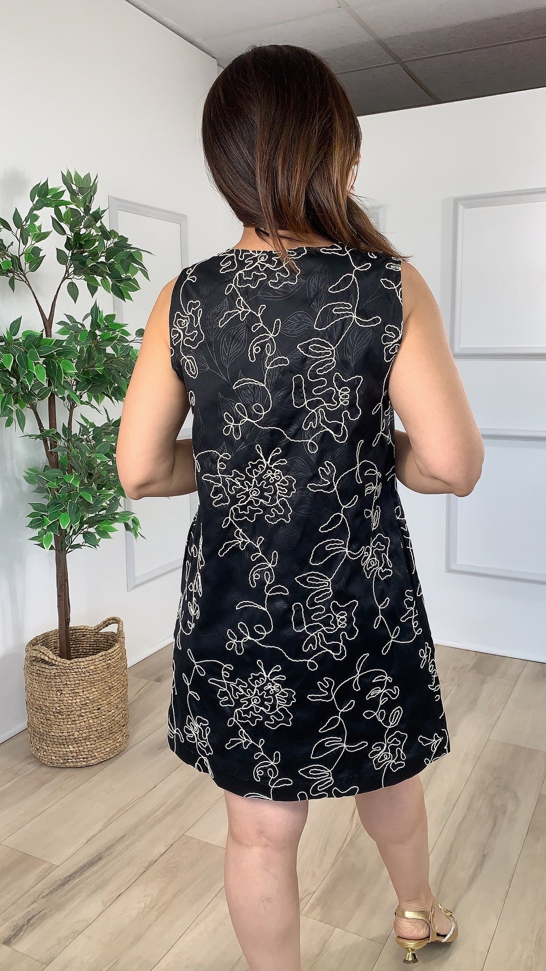 Devoción Black Mini Dress