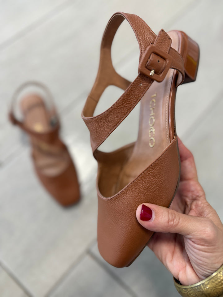 Tchocco Whisky Round Toe Mary Janes