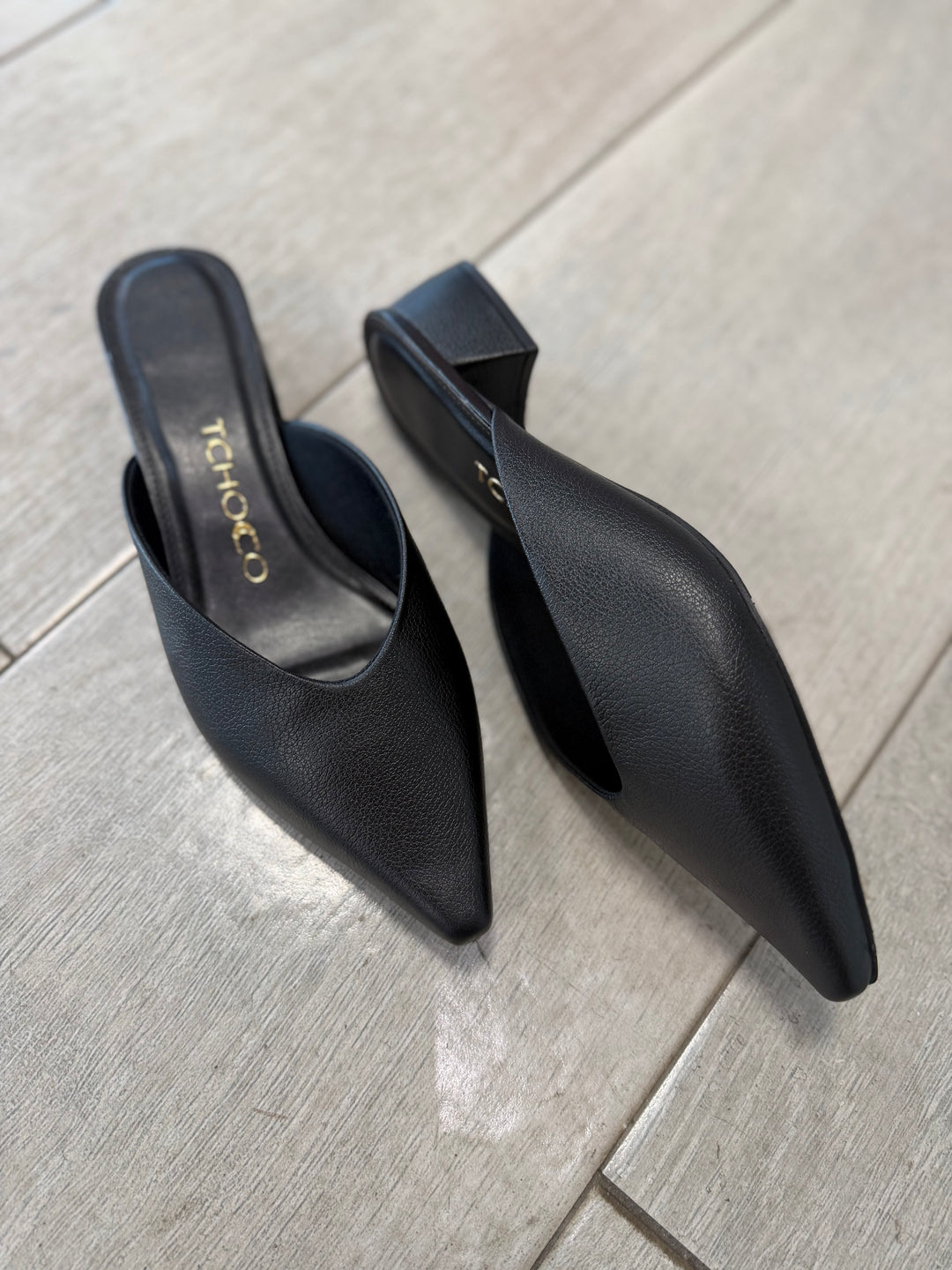 Tchocco Black Mules