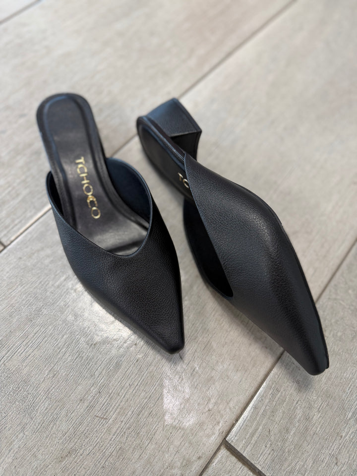 Tchocco Black Mules