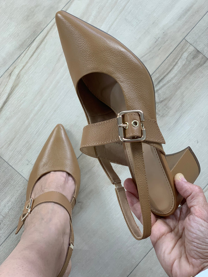 Tchocco Camel Buckle Block Heels