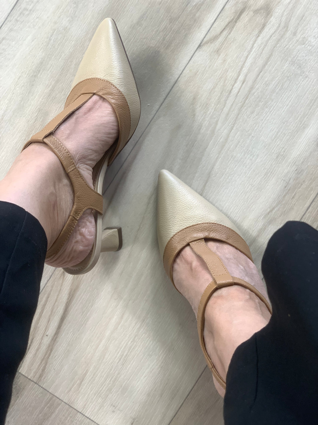 Tchocco Nude Camel Classic Heels