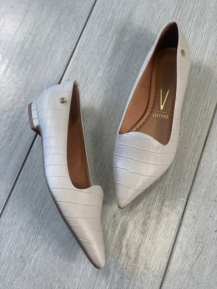 Vizzano Croco Beige Classic Flats