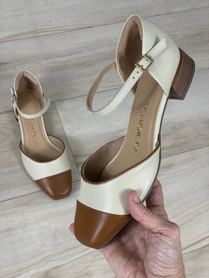 Tchocco Caramel/Creme Mary Janes