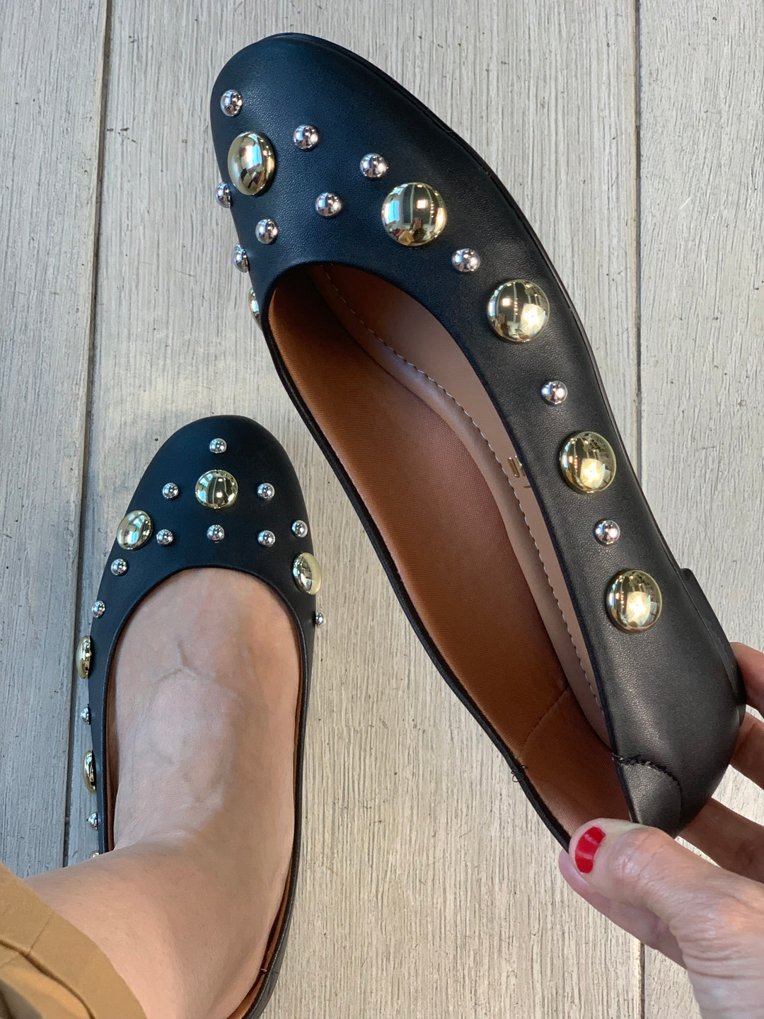 Vizzano Black Studded Flats