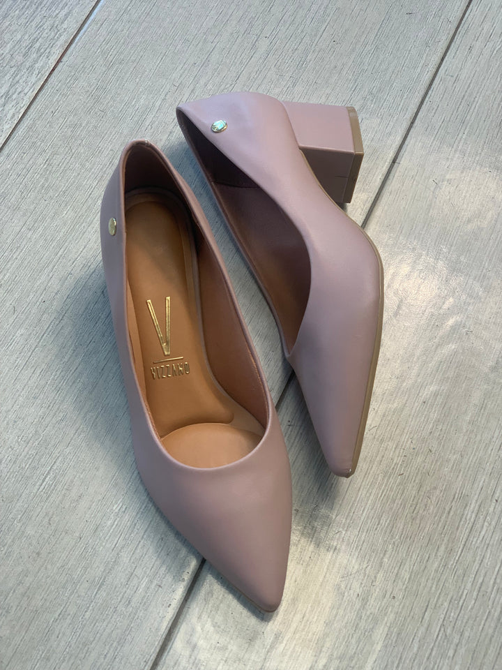 Vizzano Taupe Square Heels