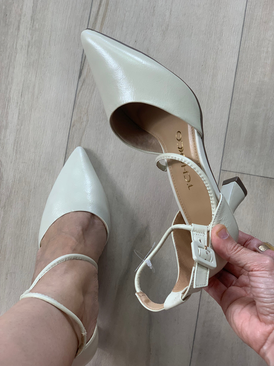 Tchocco Glacial Classic Heels