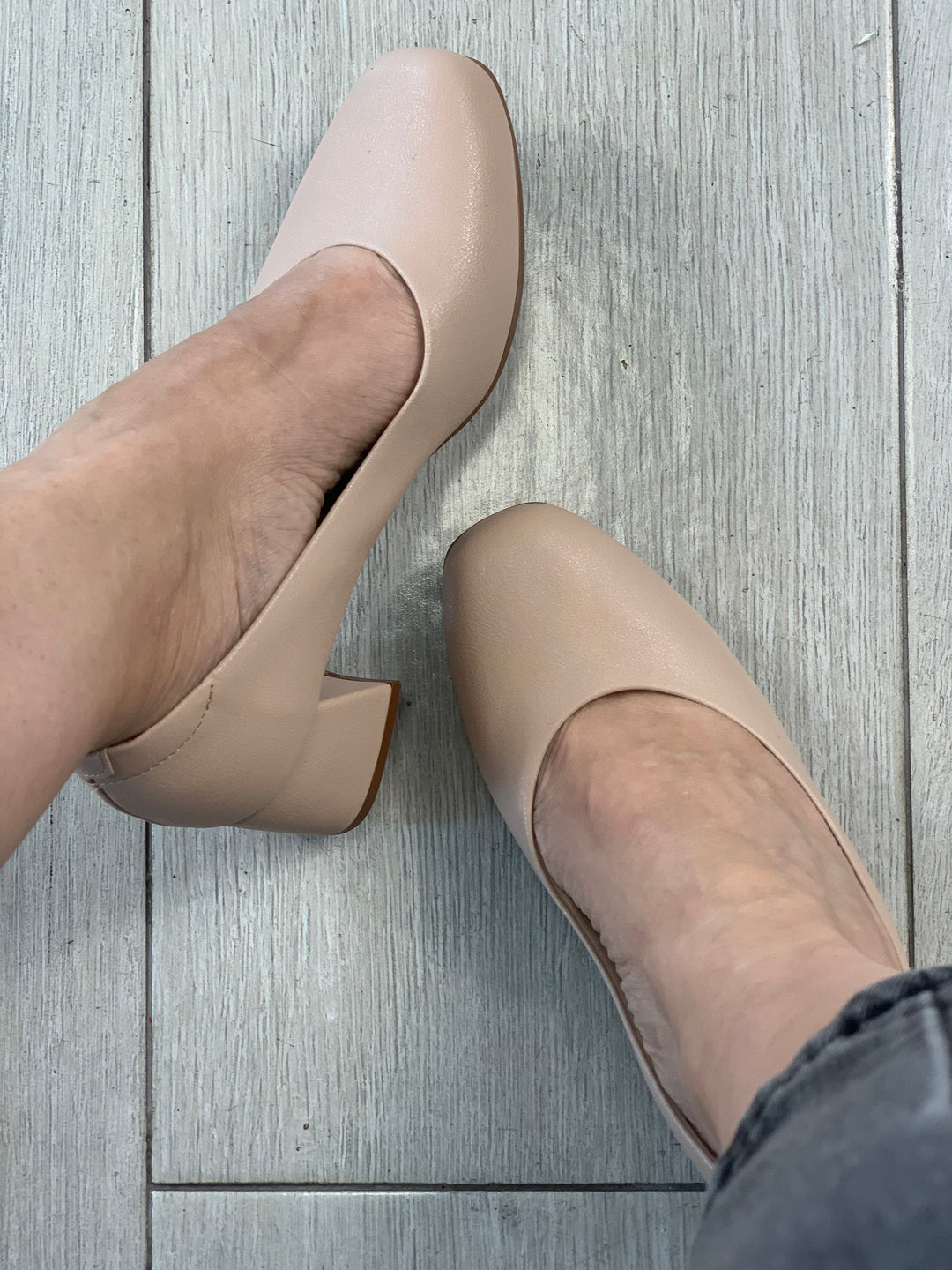 Modare Beige Classic Square Heels