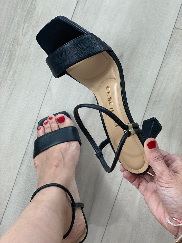 Tchocco Black/Gold Heels Sandals