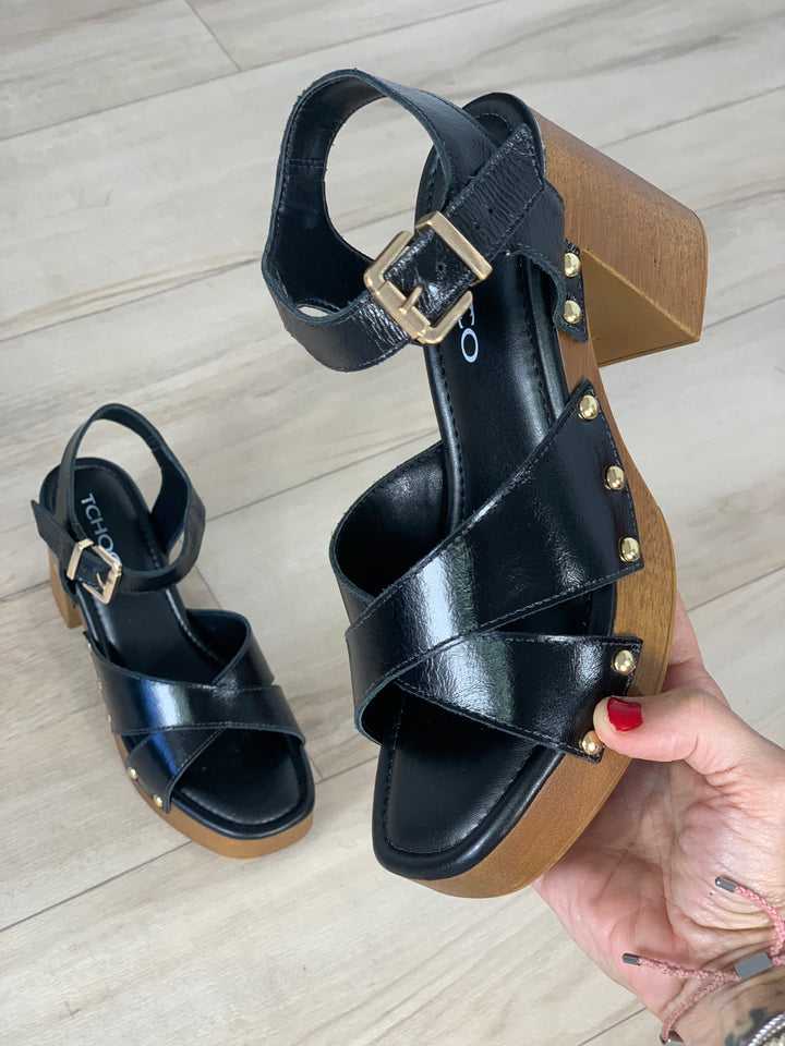 Tchocco Black Platforms