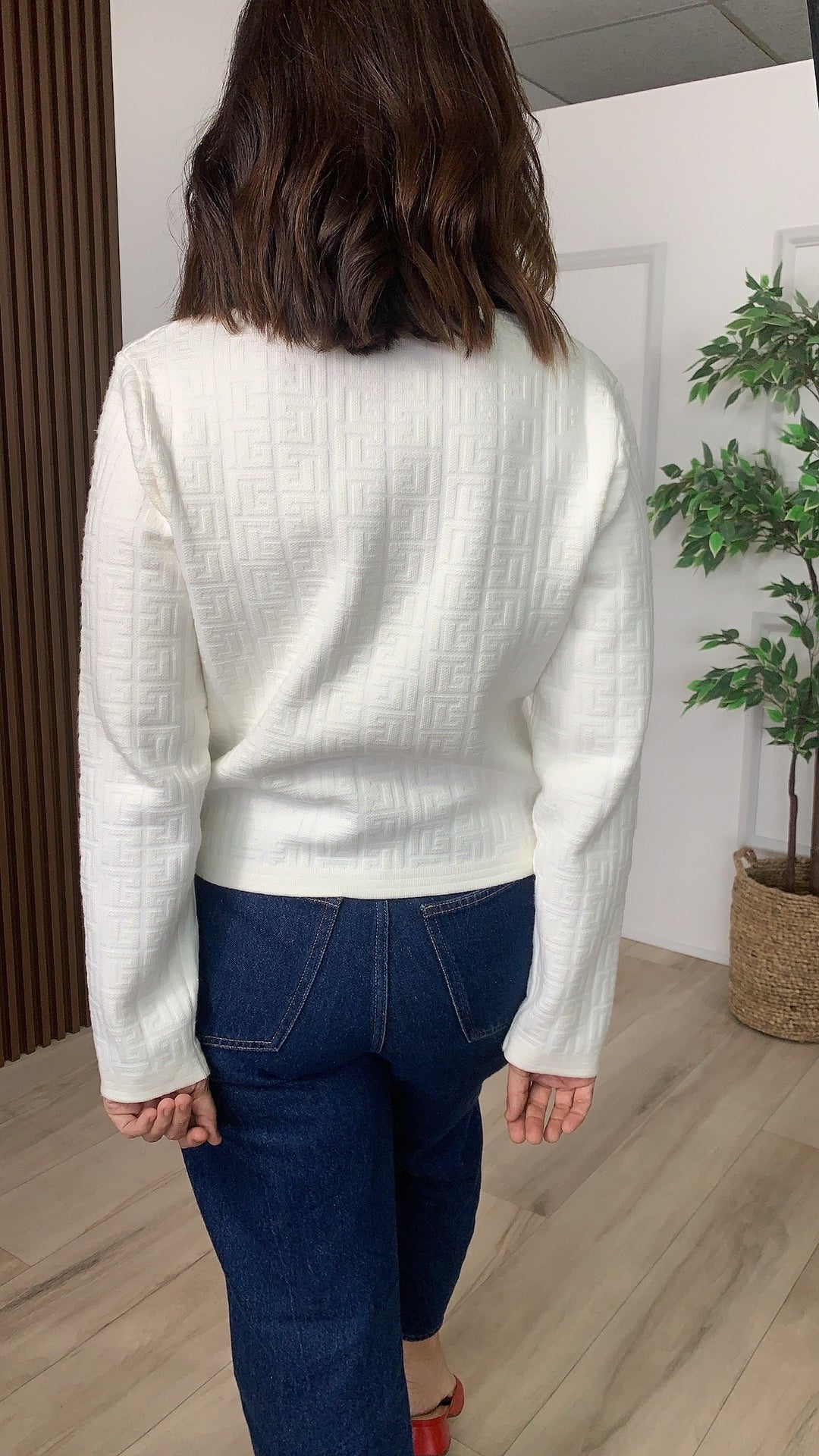 Afán White Sweater