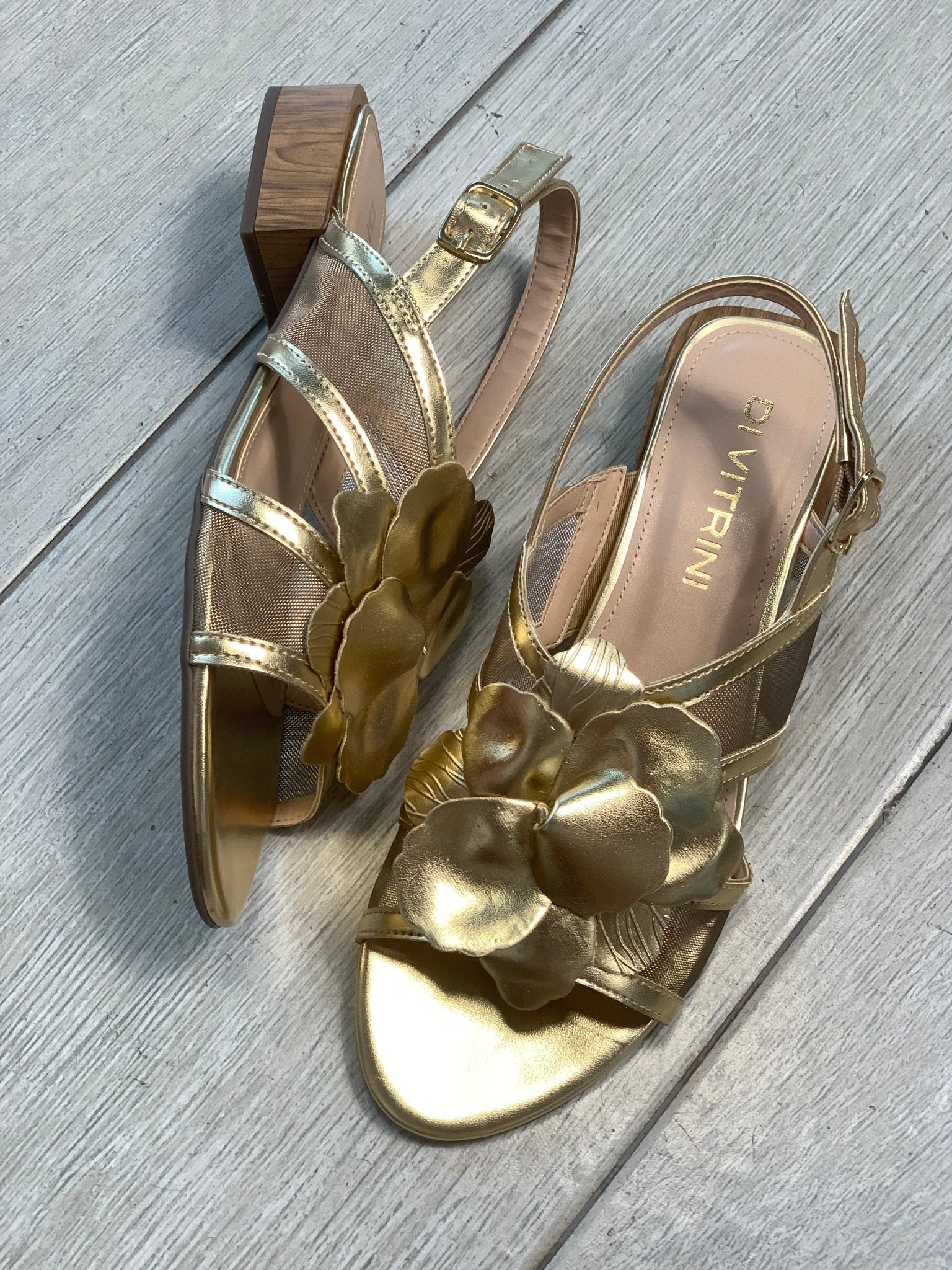 Gold flower clearance sandals