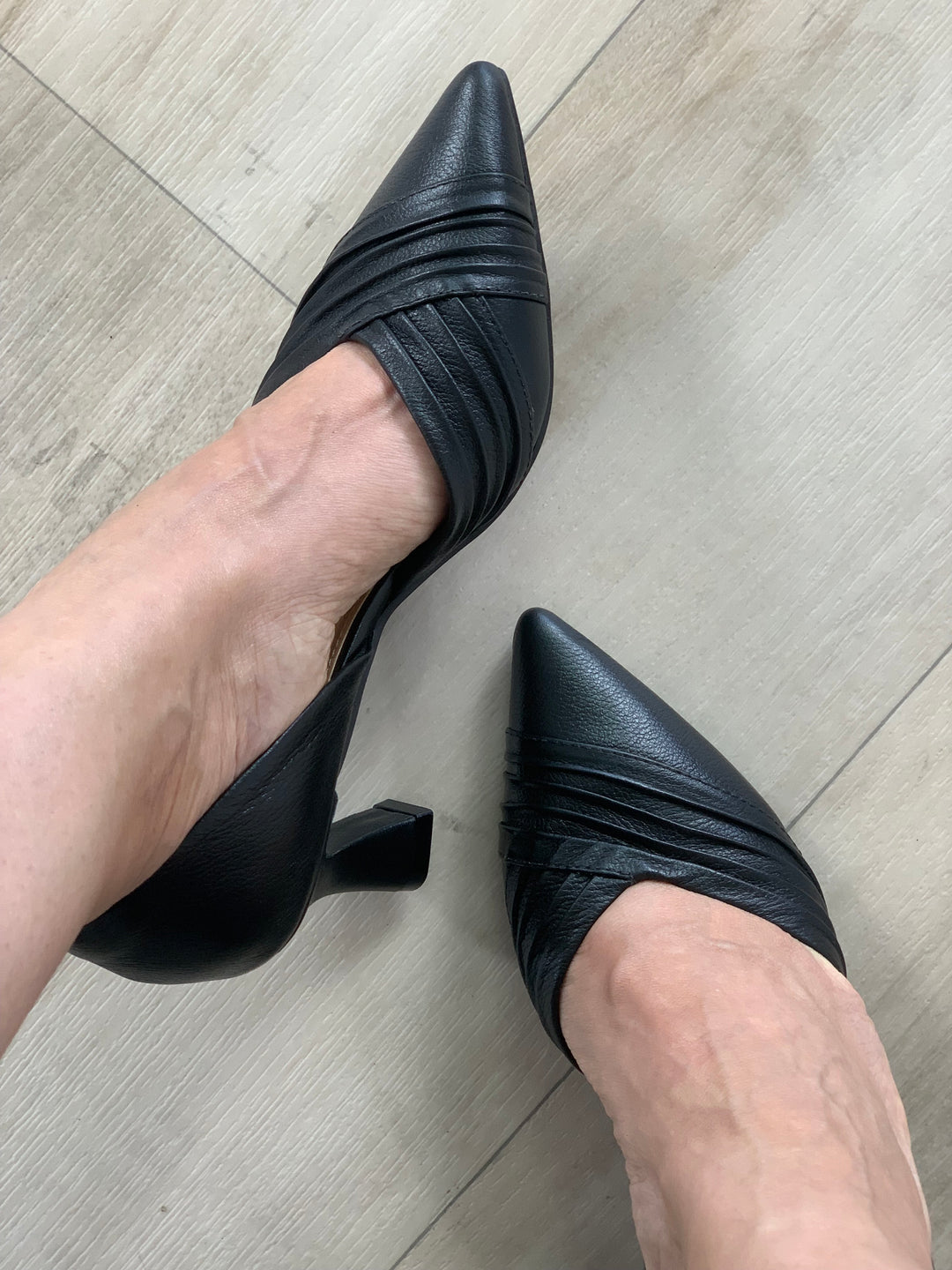 Tchocco Black Draping Classic Open Heels