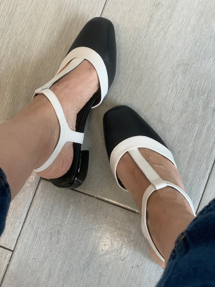 Tchocco Preto/Pluma Mary Janes