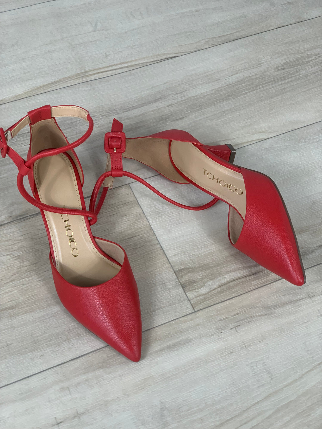 Tchocco Red Classic Heels