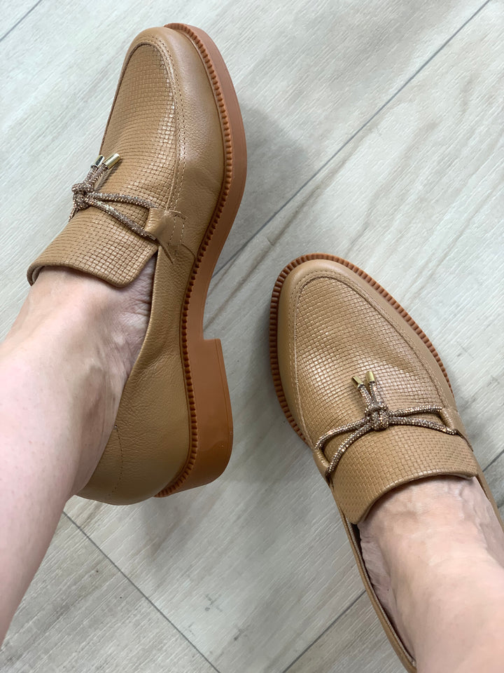 Tchocco Camel Loafers