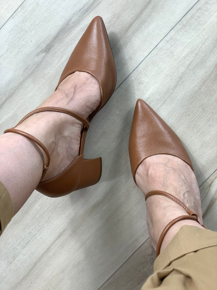Tchocco Camel Block Heels
