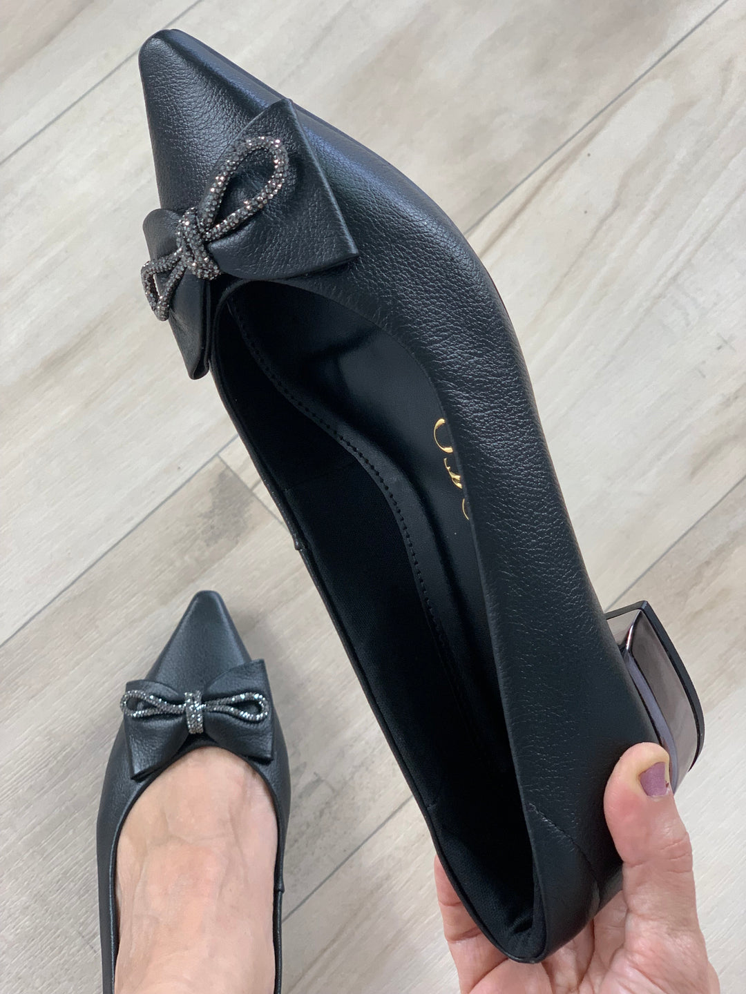Tchocco Preto Onix Bow Flats