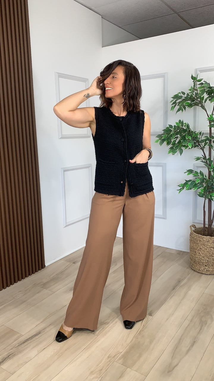 Pámpanos Black Knit Vest