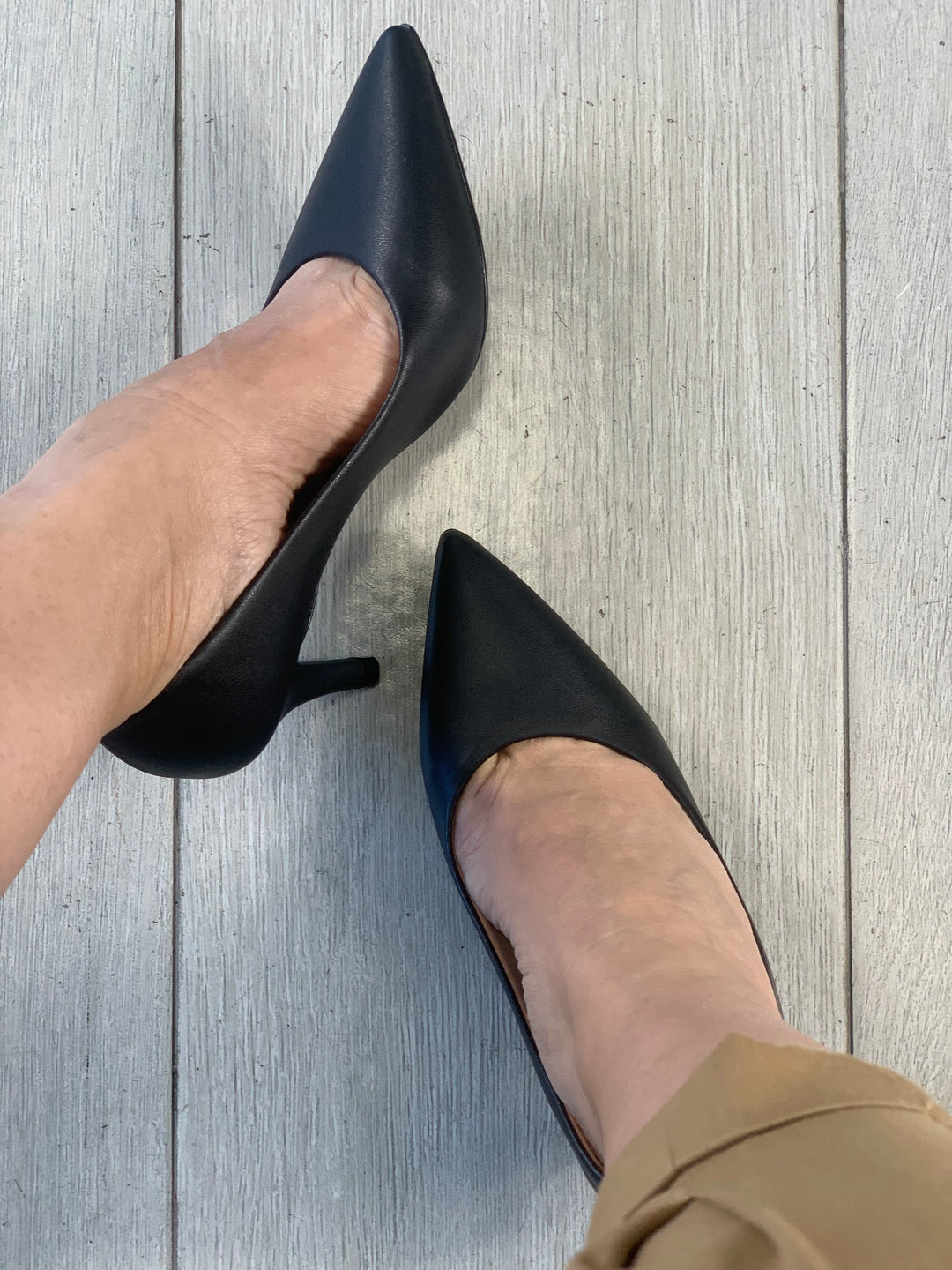 Vizzano Black 2.5” Classic Heels