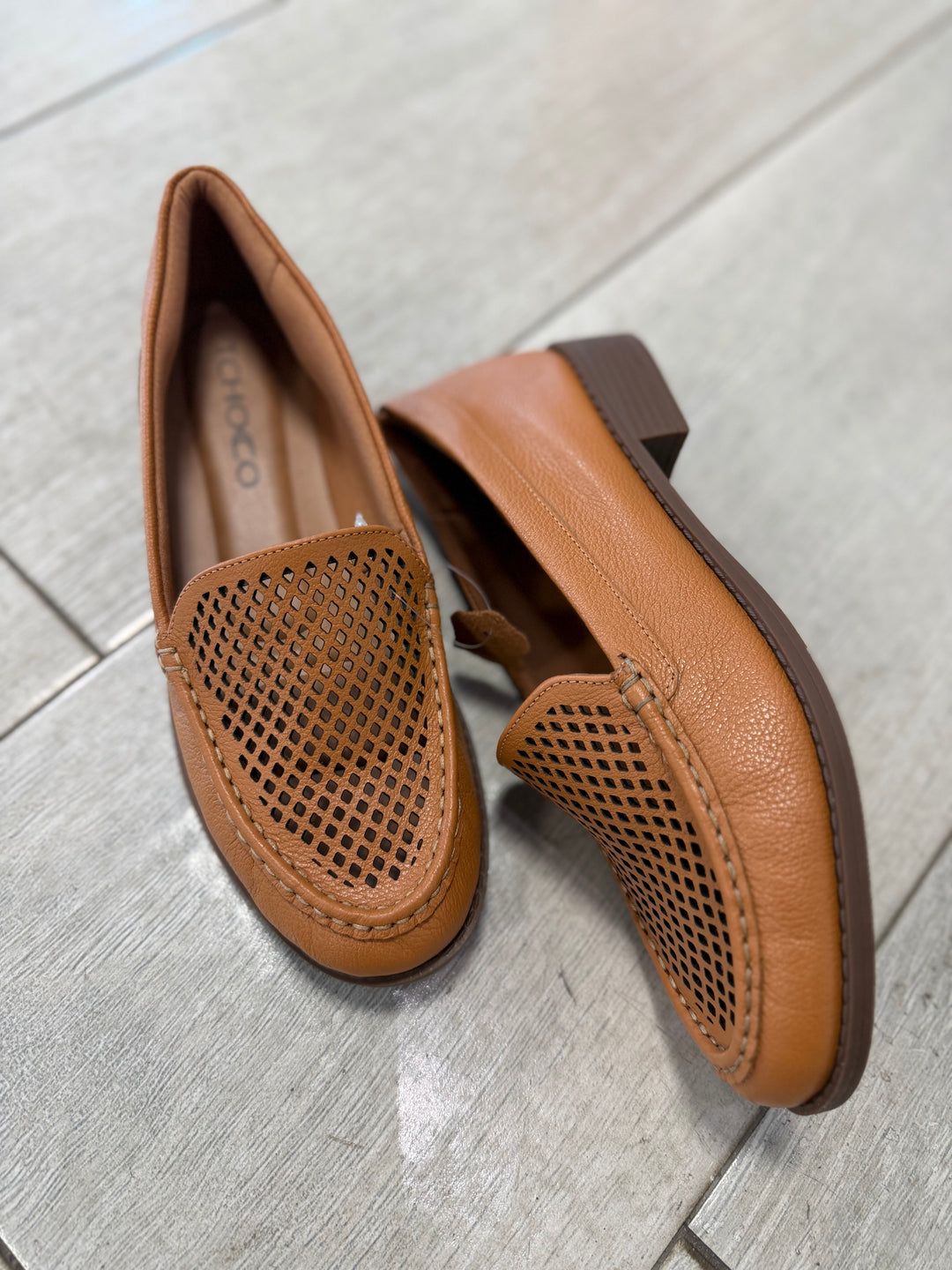 Tchocco Cognac Grid Flats