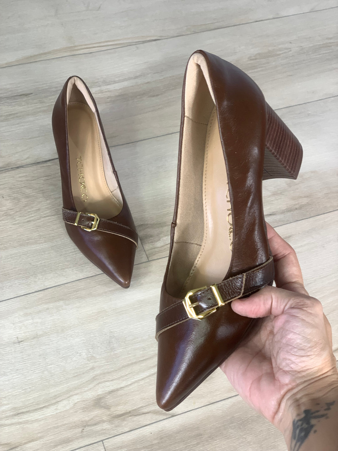 Tchocco Café Buckle Block Heels