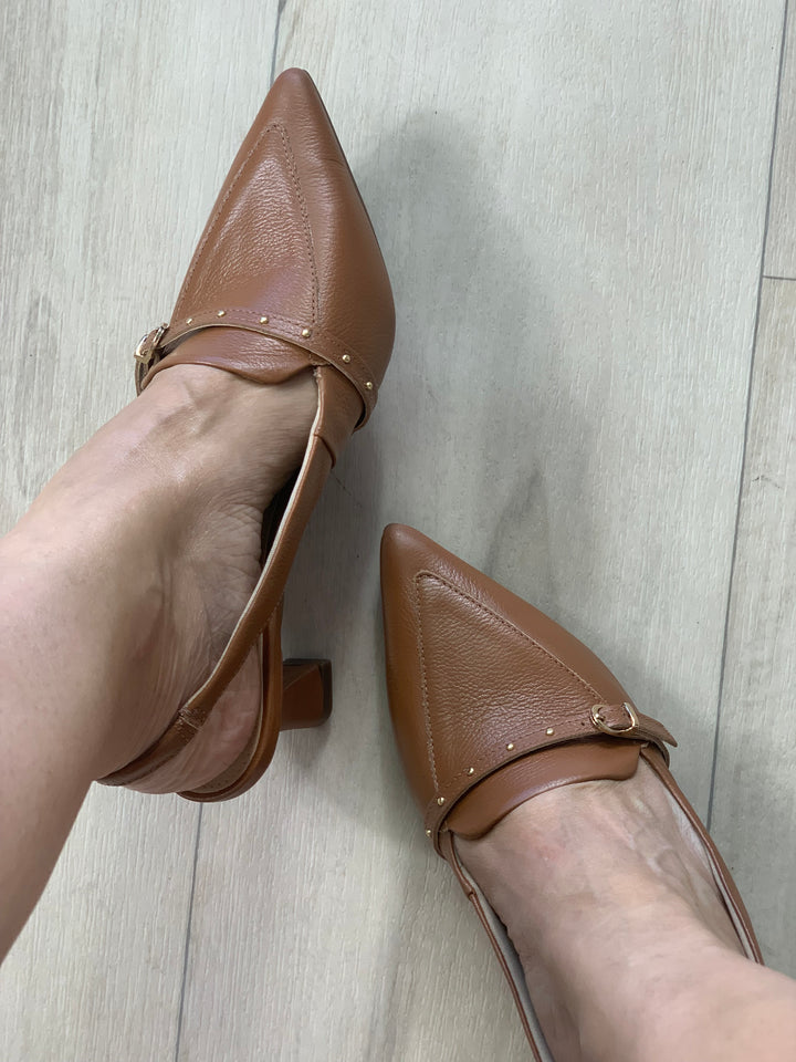 Tchocco Whisky Slingback Classic Heels