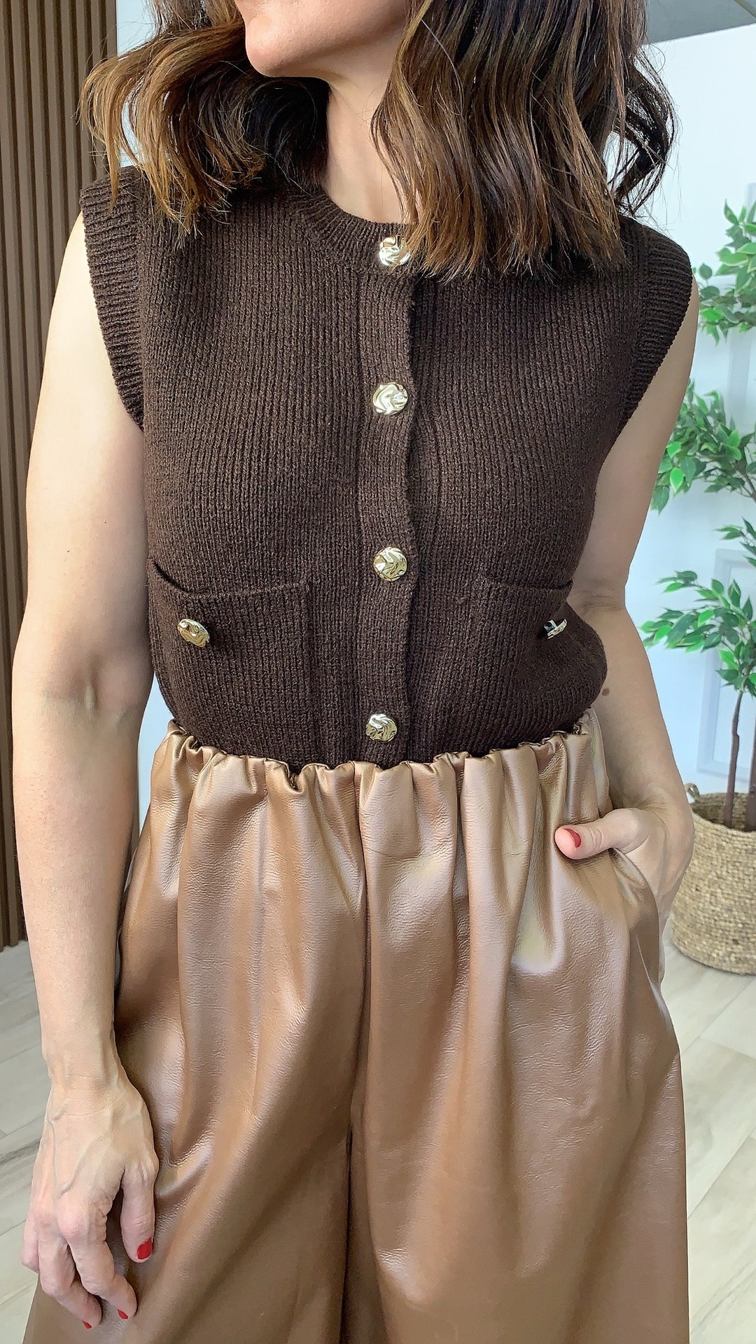 Quietud Mocha Vest