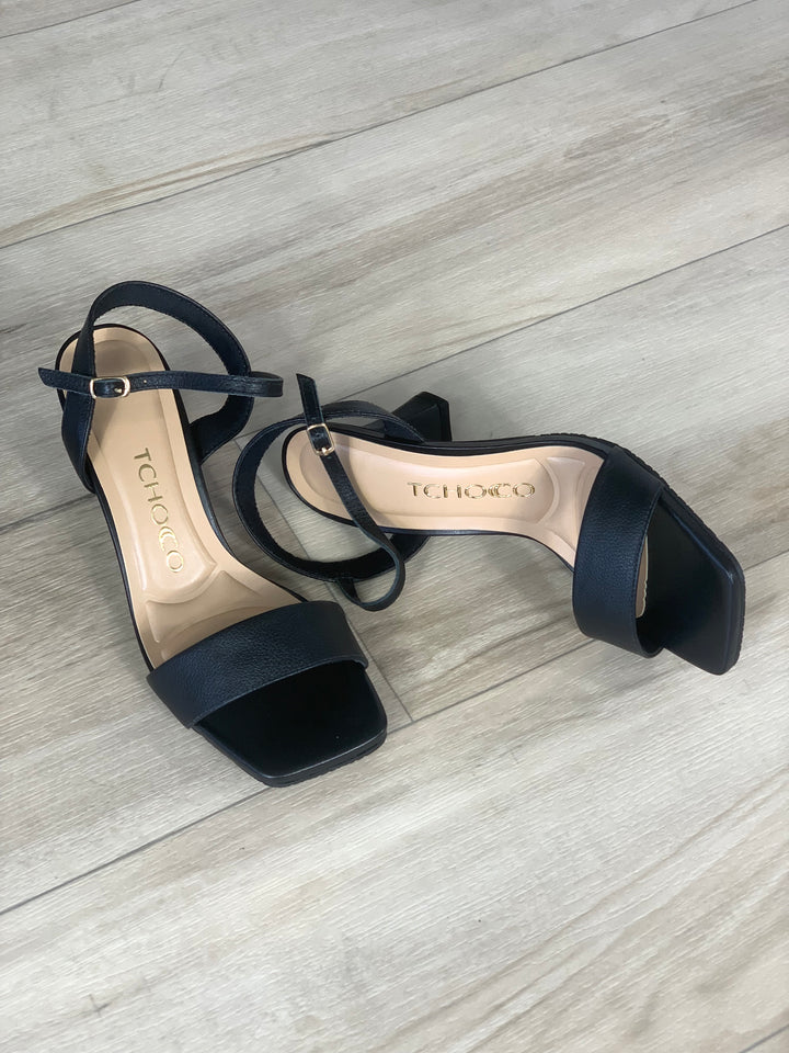 Tchocco Preto Classic Heels Sandals