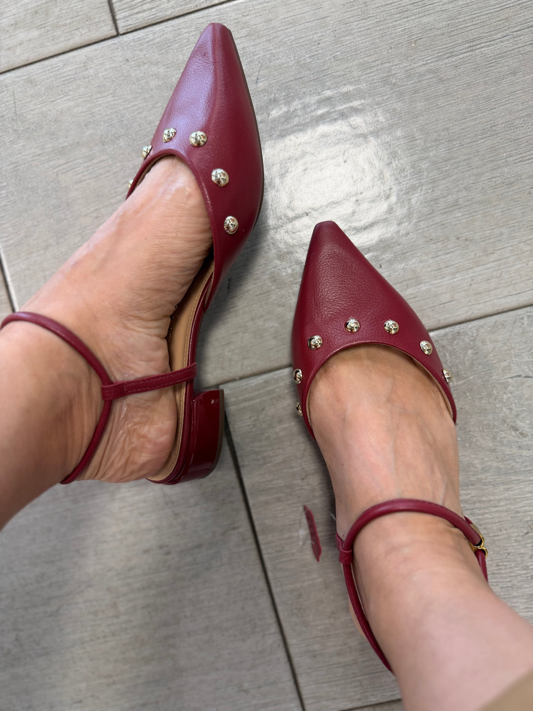 Tchocco Wine Studs Mary Janes